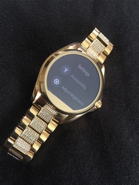 michael kors smart watch diamond on top